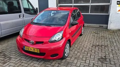Occasion 2010 Toyota Aygo Hatchback | € 2.395 (Eerlijke prijs)