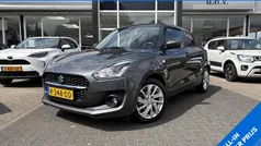 Grijs Gebruikt 2022 Suzuki Swift Hatchback | € 18.950 (Eerlijke prijs)