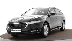 Zwart Gebruikt 2023 Skoda Octavia Business Line Stationwagen | € 23.340 (Eerlijke prijs)