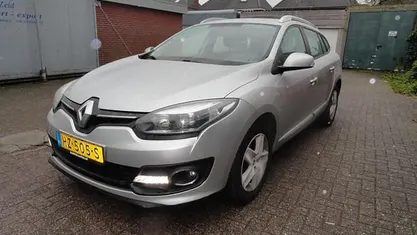 Grijs Gebruikt 2014 Renault Mégane GrandTour LIMITED Stationwagen | € 4.650 (Goede deal)