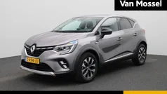 Grijs Gebruikt 2024 Renault Captur Techno SUV | € 23.940 (Eerlijke prijs)