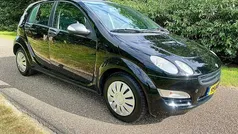 Zwart Gebruikt 2004 Smart ForFour Hatchback | € 1.350 (Eerlijke prijs)
