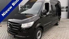 Zwart Gebruikt 2023 Mercedes Sprinter Edition Van | € 48.950 (Goede deal)