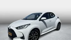 Wit Gebruikt 2022 Toyota Yaris Hybrid Hatchback | € 22.499 (Eerlijke prijs)