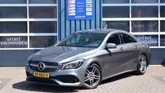 Grijs Gebruikt 2019 Mercedes 180 AMG line Sedan | € 25.750 (Eerlijke prijs)