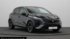 Gebruikt 2025 Renault Clio V Esprit Alpine Hatchback | € 29.940 (Eerlijke prijs)