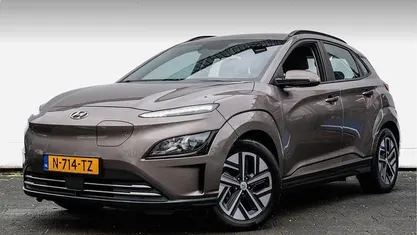 Bruin Occasion 2021 Hyundai Kona Comfort SUV | € 17.740 (Eerlijke prijs)