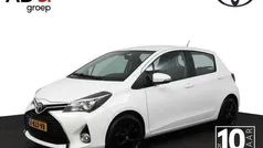 Wit Gebruikt 2015 Toyota Yaris Comfort Hatchback | € 9.950 (Eerlijke prijs)