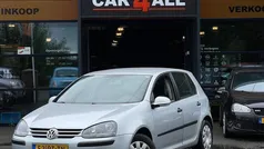 Grijs, metallic lak Gebruikt 2004 VW Golf IV Trendline Hatchback | € 1.995 (Eerlijke prijs)