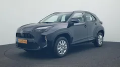 Zwart Gebruikt 2025 Toyota Yaris Cross Active SUV | € 30.880 (Eerlijke prijs)