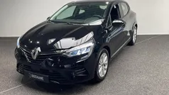 Zwart Gebruikt 2020 Renault Clio V Zen Hatchback | € 13.195 (Eerlijke prijs)