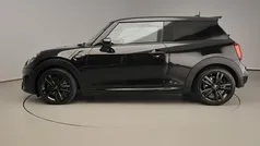 Zwart Gebruikt 2021 Mini John Cooper Works Hatchback | € 24.900 (Goede deal)