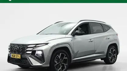 Shimmering silver (grijs metallic) Occasion 2025 Hyundai Tucson Edition SUV | € 38.450 (Eerlijke prijs)