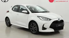 Wit Gebruikt 2024 Toyota Yaris Hybrid Hatchback | € 23.999 (Eerlijke prijs)