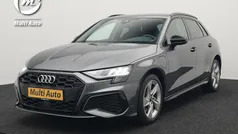 Zwart Gebruikt 2021 Audi A3 Sportback e-tron S-Line Sedan | € 27.940 (Super prijs)