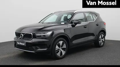 Zwart Gebruikt 2021 Volvo XC40 Inscription SUV | € 29.900 (Eerlijke prijs)