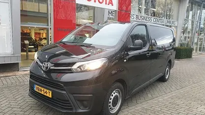 Occasion Toyota Proace Comfort 122 PK (89 kW) 2019 Zwart MPV