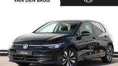 Zwart Gebruikt 2024 VW Golf VIII Edition Hatchback | € 29.295 (Goede deal)