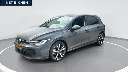 Occasion 2025 VW Golf VIII Edition Hatchback | € 32.880 (Goede deal)