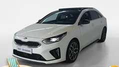 Wit Gebruikt 2020 Kia ProCeed Hatchback | € 19.995 (Eerlijke prijs)
