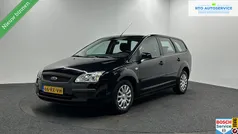 Zwart Gebruikt 2005 Ford Focus Stationwagen | € 1.750 (Eerlijke prijs)
