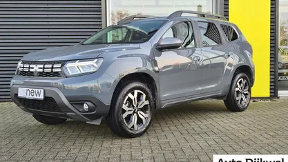 Gebruikt 2023 Dacia Duster Journey SUV | € 22.845 (Eerlijke prijs)
