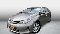 Gebruikt 2014 Toyota Auris Hybrid Executive Stationwagen | € 11.999 (Eerlijke prijs)