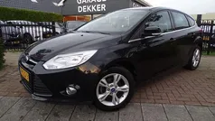 Zwart Gebruikt 2012 Ford Focus Trend Hatchback | € 4.750 (Eerlijke prijs)