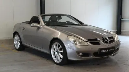 Grijs Gebruikt 2006 Mercedes SLK200 Cabriolet | € 7.950 (Goede deal)