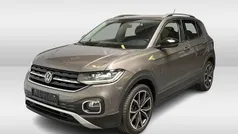 Grijs Gebruikt 2021 VW T-Cross Style SUV | € 24.450 (Eerlijke prijs)