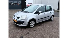 Gebruikt 2009 Renault Grand Modus Expression MPV | € 2.999 (Eerlijke prijs)