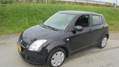 Zwart Gebruikt 2007 Suzuki Swift Hatchback | € 3.750 (Eerlijke prijs)