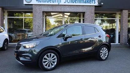 Grijs Gebruikt 2017 Opel Mokka X Innovation SUV | € 10.395 (Eerlijke prijs)