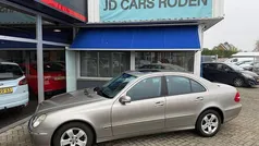 Grijs Gebruikt 2006 Mercedes E280 Avantgarde Sedan | € 2.975 (Eerlijke prijs)