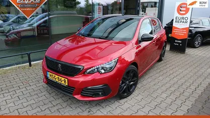 Rood Gebruikt 2021 Peugeot 308 GT Hatchback | € 18.950 (Eerlijke prijs)