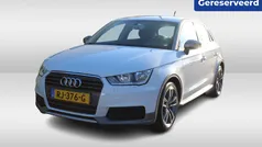 Wit, metallic lak Gebruikt 2018 Audi A1 Sportback Basis Hatchback | € 16.250 (Goede deal)