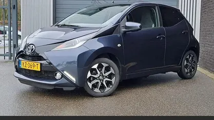 Occasion 2016 Toyota Aygo X-play Hatchback | € 6.750 (Goede deal)