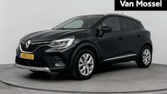 Zwart Gebruikt 2020 Renault Captur Zen SUV | € 16.935 (Eerlijke prijs)