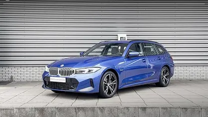 Occasion BMW 330 M Sport 291 PK (214 kW) 2023 Blauw Stationwagen
