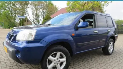 Blauw Occasion 2003 Nissan X-Trail SUV | € 4.395 (Eerlijke prijs)
