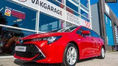 Rood Gebruikt 2020 Toyota Corolla Plus Stationwagen | € 23.950 (Eerlijke prijs)