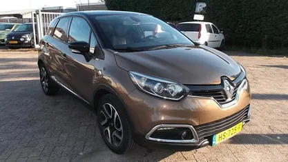 Gebruikt 2016 Renault Captur SUV | € 8.950 (Eerlijke prijs)