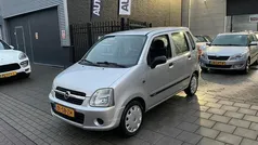 Grijs Gebruikt 2005 Opel Agila Hatchback | € 1.499 (Eerlijke prijs)