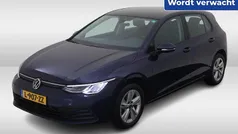 Blauw Gebruikt 2021 VW Golf VIII Life Hatchback | € 20.450 (Eerlijke prijs)