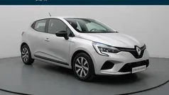 Gebruikt 2023 Renault Clio V Equilibre Hatchback | € 15.990 (Eerlijke prijs)
