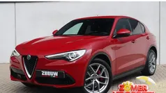 Rood Gebruikt 2019 Alfa Romeo Stelvio Super SUV | € 31.900 (Goede deal)
