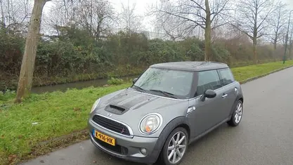 Grijs Gebruikt 2007 Mini Cooper S Hatchback | € 4.495 (Eerlijke prijs)