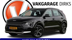 Zwart Gebruikt 2022 Kia Niro SUV | € 28.439 (Eerlijke prijs)