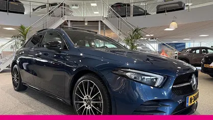 Occasion Mercedes A250 AMG 2022 Blauw Hatchback