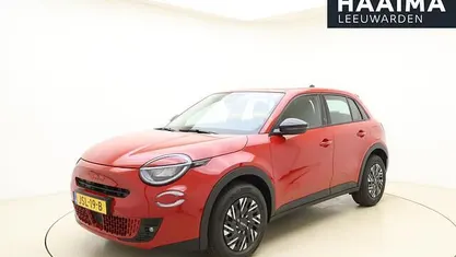 Rood Nieuw 2025 Fiat 600E Red SUV | € 25.950 (Super prijs)